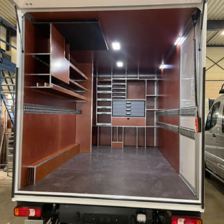 Vloer aansluitpaneel achter links L3 – MAN TGE